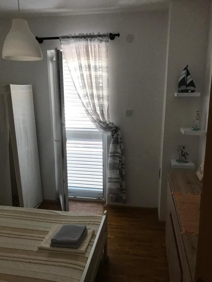 Holiday Home Nova Новалья Экстерьер фото